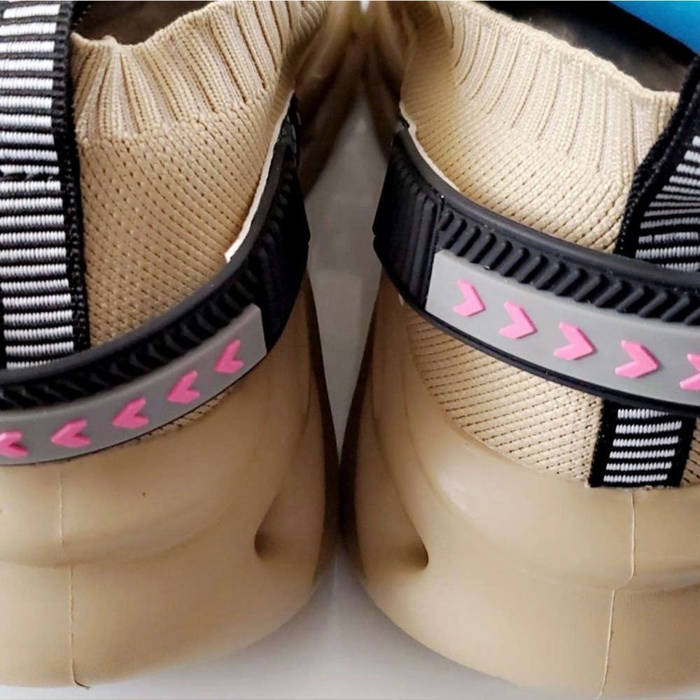 Ultralight Breathable Men's Sneakers with Unique Sole Brown New - Picture 6 of 9